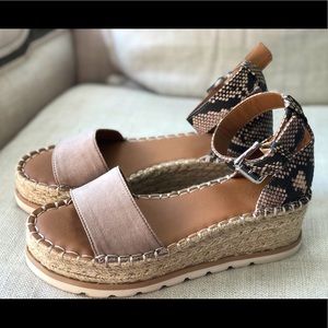 Gray Espadrille Wedges, Universal Thread